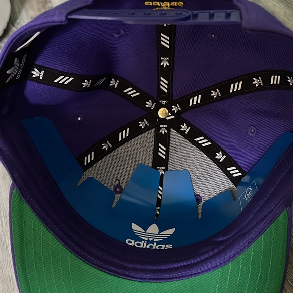 Adidas Originals adjustable fit hat - Picture 4 of 4